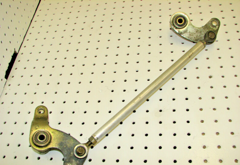 2002 POLARIS 800 RMK 159 STEERING LINKAGE 5333772, 1820959, 1820957