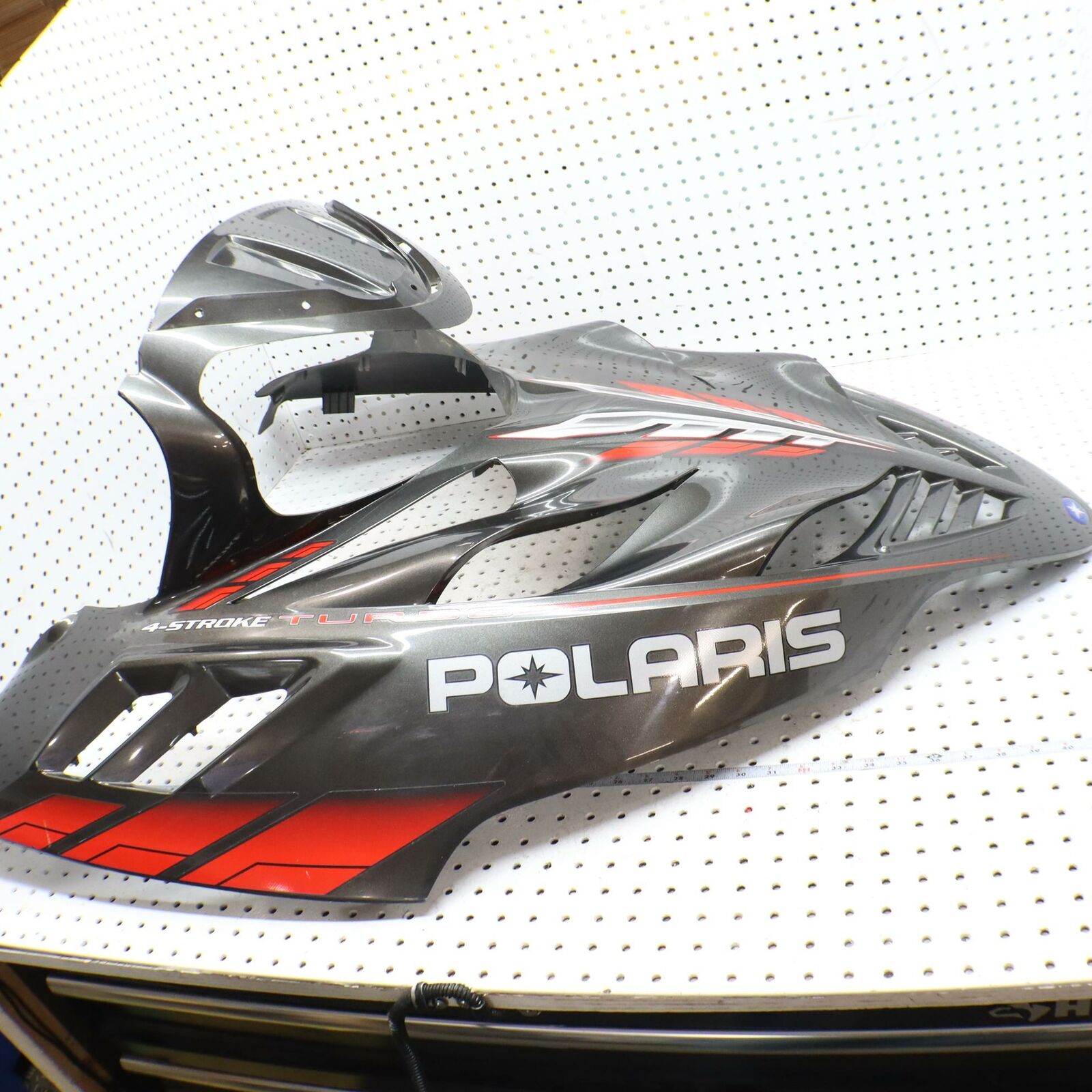 2006 POLARIS SWITCHBACK HOOD SHROUD FST 2633185-509 2203298