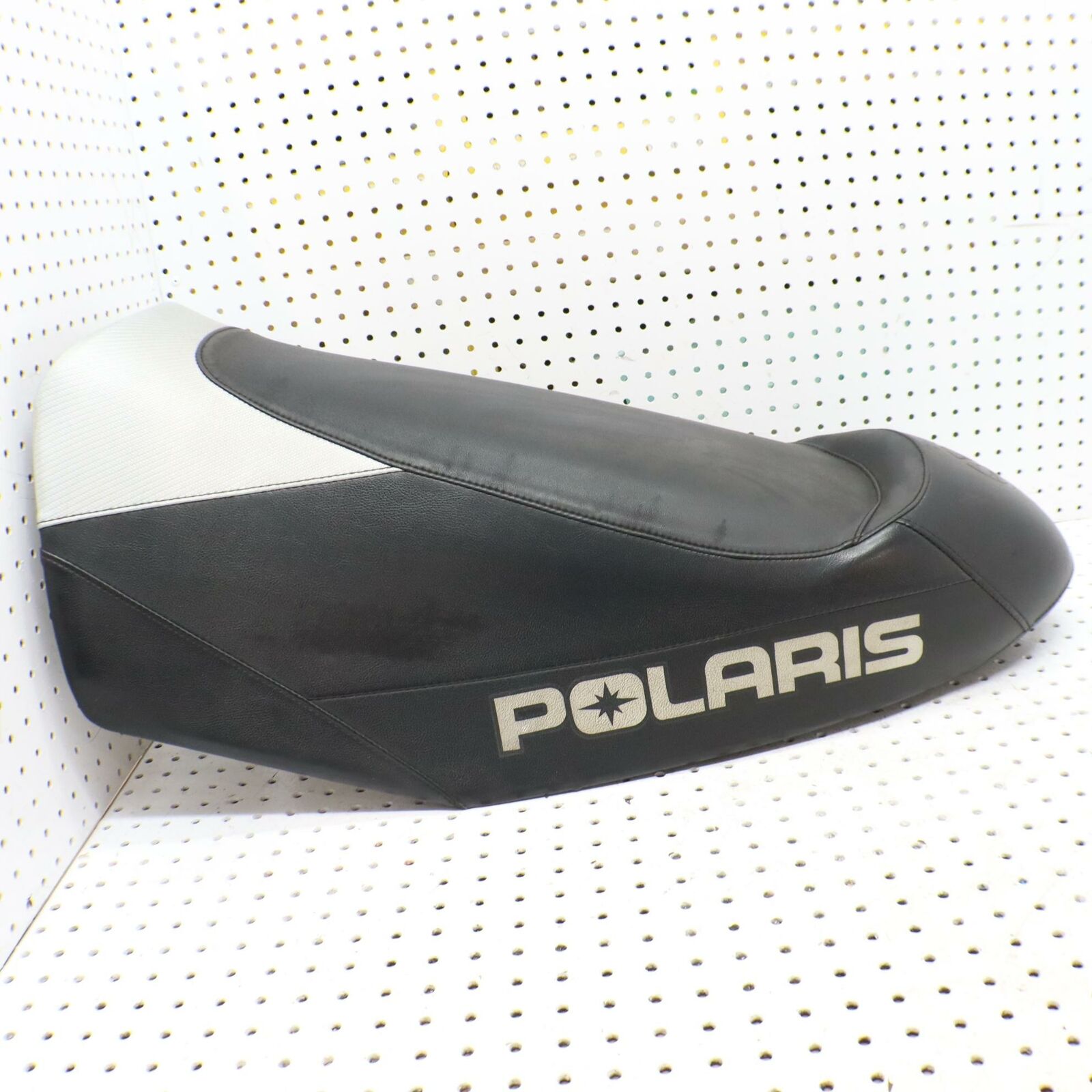 2006 POLARIS SWITCHBACK SEAT SADDLE 2683782