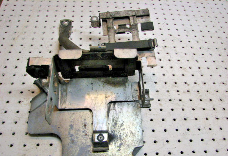 2007 YAMAHA PHAZER 500 FX BATTERY BOX 8GK-2199G-01-00