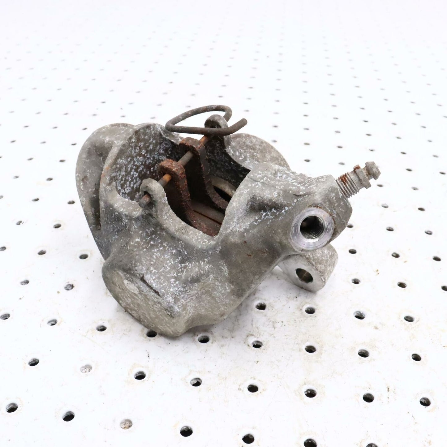 2006 POLARIS FUSION 700 BRAKE CALIPER 2202742