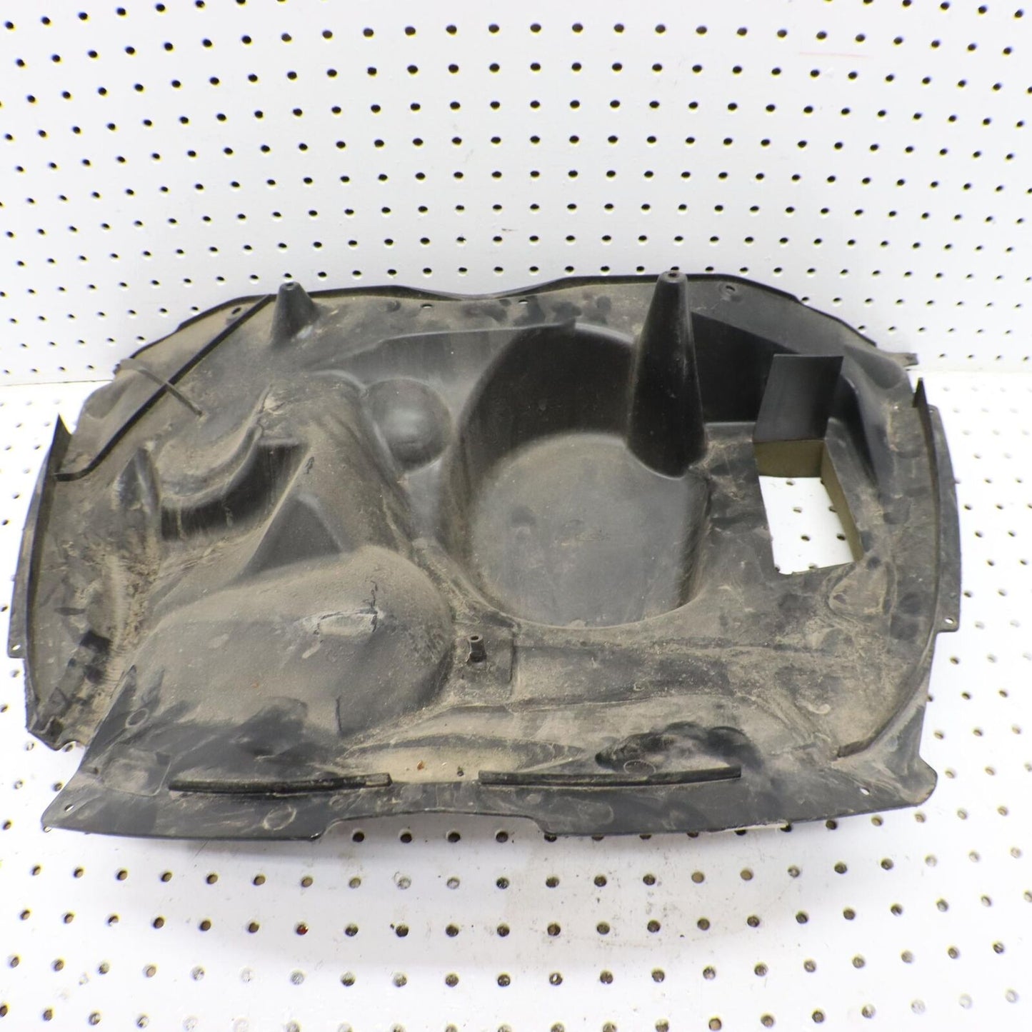 2006 POLARIS FUSION 700 HEAD LIGHT ACCESS COVER 2633049