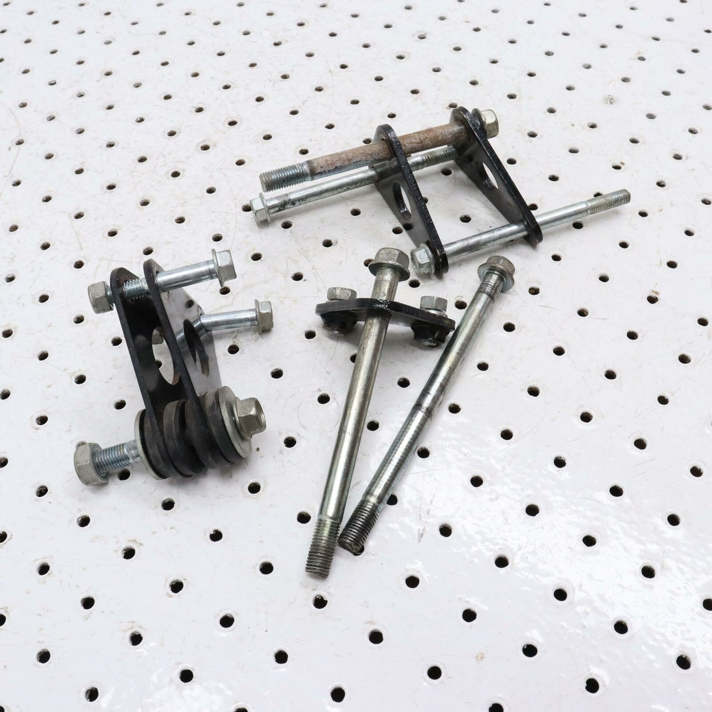 1982 KAWASAKI 305 CSR ENGINE MOTOR MOUNT STAY BRACKETS 13169-1112 13169-1111