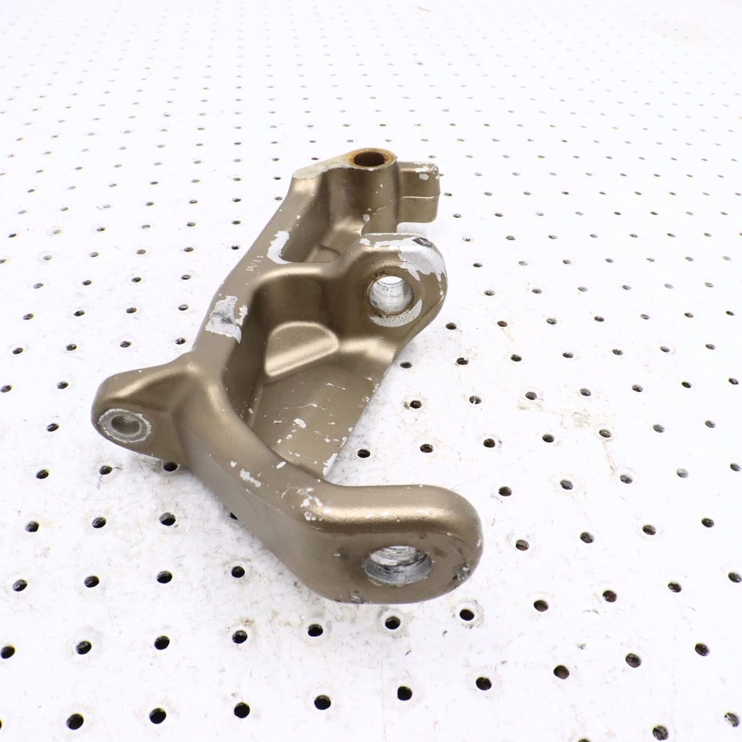 2010 SKI-DOO SUMMIT X 800R RIGHT FRONT STEERING ARM SPINDLE 505072722; 505073012