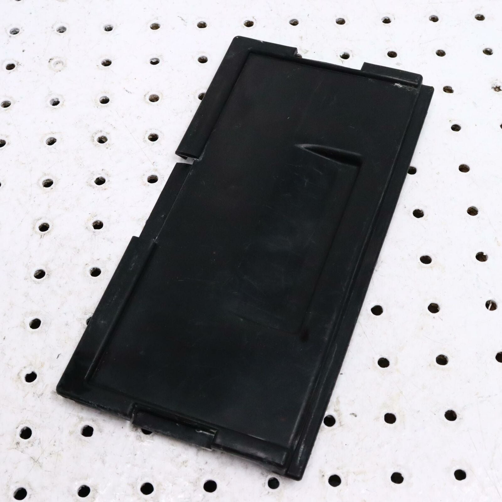 2006 POLARIS SWITCHBACK HEAD LIGHT ACCESS COVER 5433660