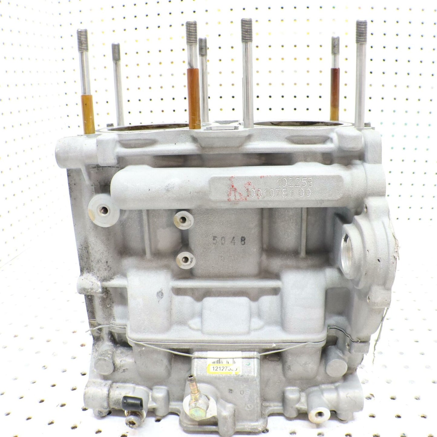 2006 POLARIS SWITCHBACK ENGINE MOTOR CASE CASES 0453149 0453150
