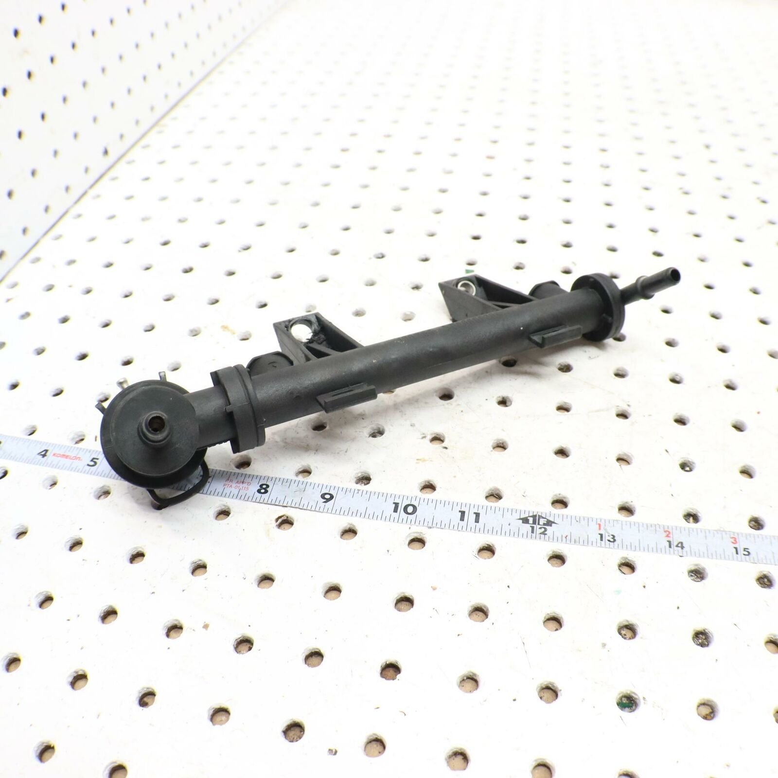 2006 POLARIS SWITCHBACK FUEL INJECTOR RAIL PRESSURE REGULATOR 0452969