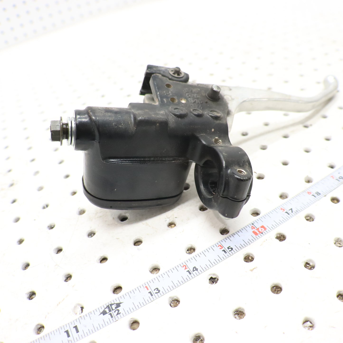 2014 Polaris Sportsman 570 Hand Brake Master Cylinder 2203051 201044