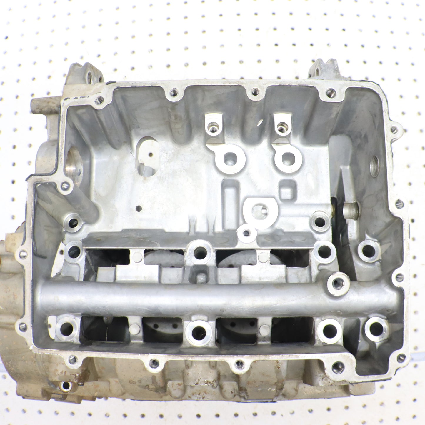 2013 Polaris Ranger Xp 900 Crank Case Engine Case 2204947, 2207371 GOOD!!