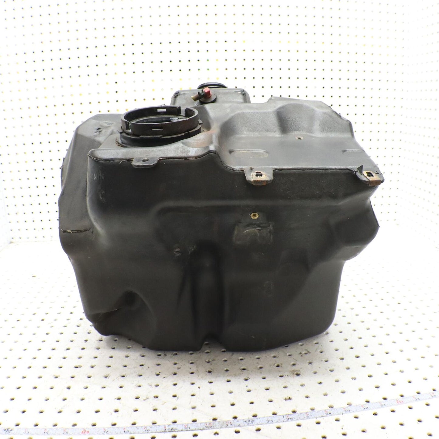 2009 ARCTIC CAT F5 GAS TANK FUEL RESERVOIR 2670-037; 1770-227