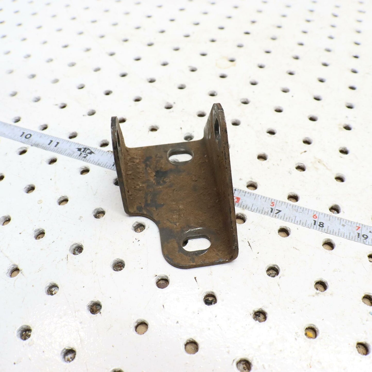 2004 POLARIS SPORTSMAN 600 BRKT, MNT, TRANNY, REAR, BLK 5244599-067