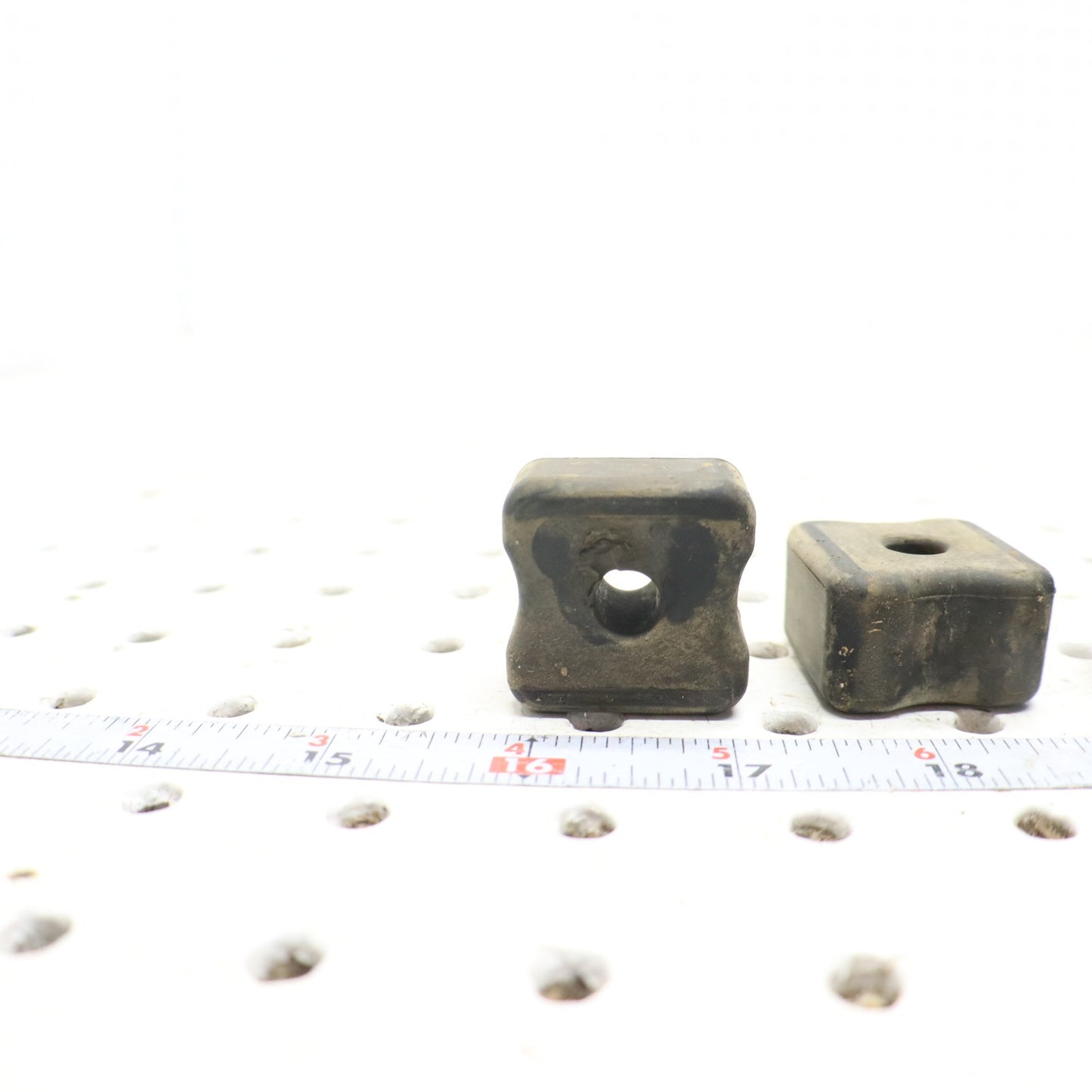 2009 Polaris Sportsman Xp 850 Exhaust Mount Rubber Damper 5413383 ; 5413466