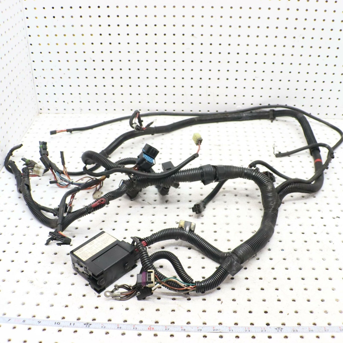 2006 POLARIS SWITCHBACK MAIN WIRING HARNESS WIRE LOOM 2410641