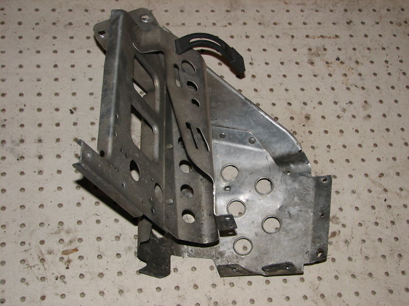 2003 POLARIS EDGE X XC SP 800 RIGHT FOOTREST 5242740