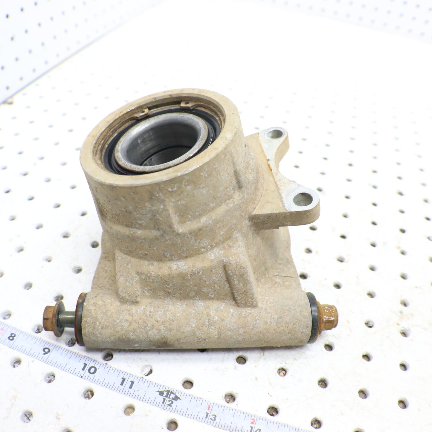 2013 Polaris Ranger Xp 900 WHEEL Bearing Carrier LEFT REAR 5137676; 5138501