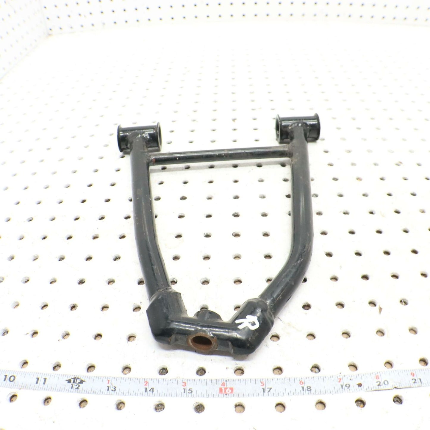 2006 POLARIS RMK 700 FRONT UPPER RIGHT CONTROL A ARM 2203024-385 2203024-067