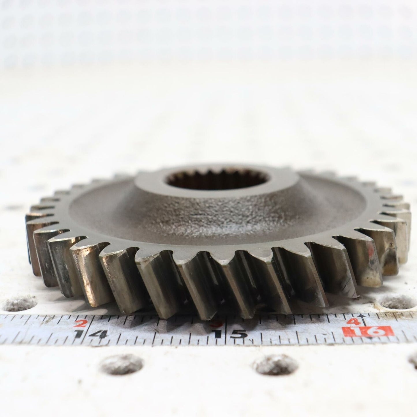 2000 POLARIS MAGNUM 325 TRANSMISSION GEAR HELICAL 36T 3233708