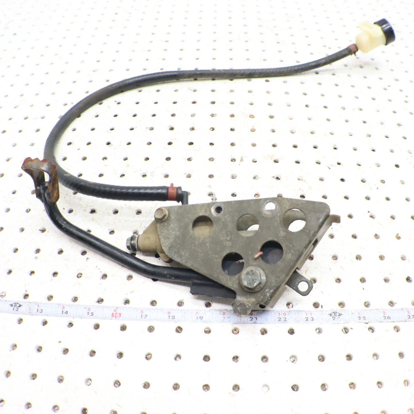 2009 Polaris Sportsman Xp 850 Foot Brake Pedal & Master Cylinder 1911347 1913903