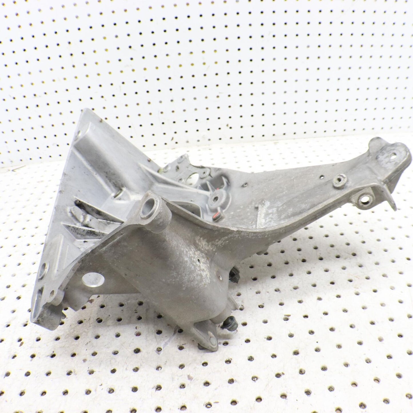 POLARIS PRO RMK 800 FRONT BULKHEAD CHASSIS FRAME SUPPORT 1018519