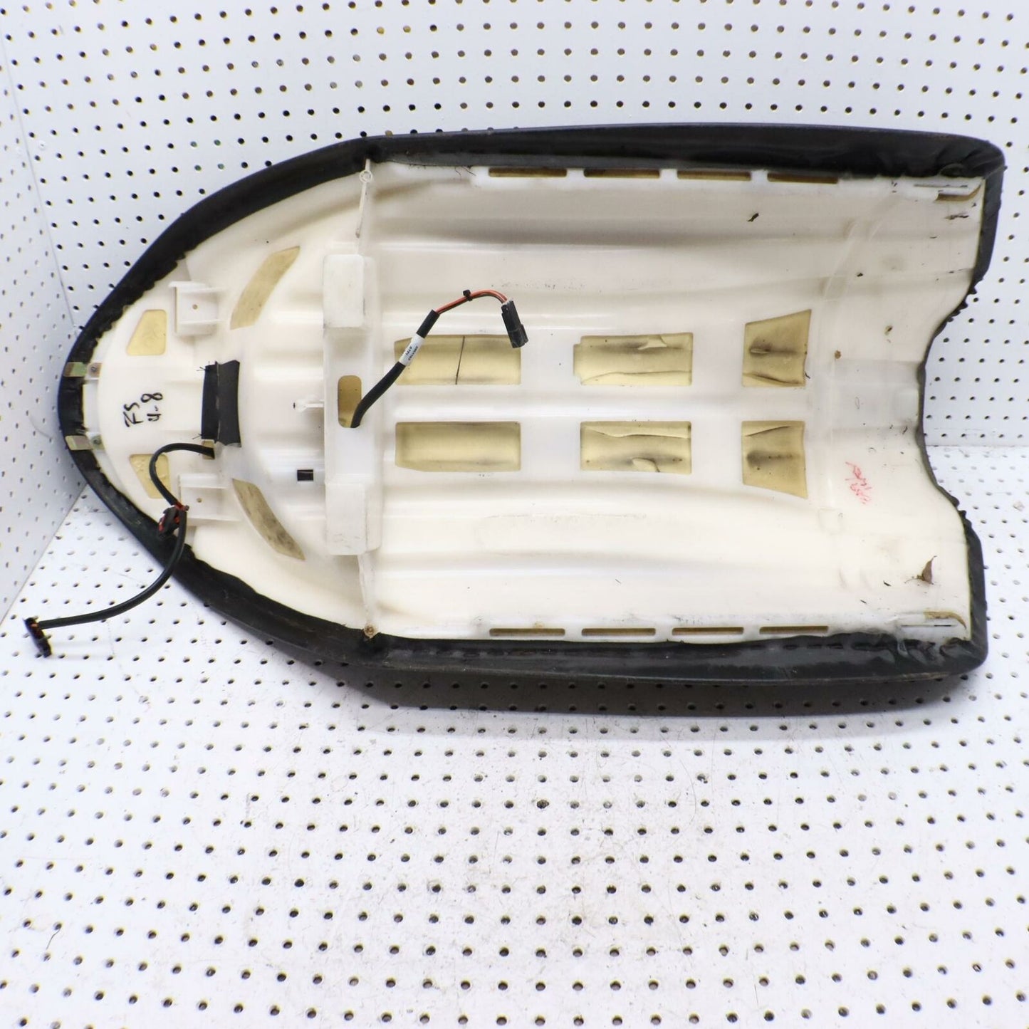 2007 POLARIS IQ 600 SEAT SADDLE 2683891 2683891