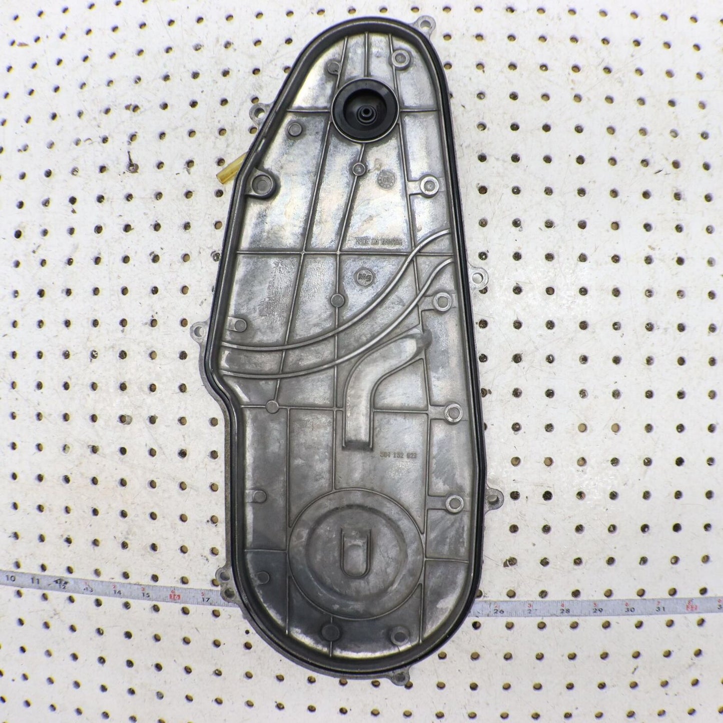 2010 SKI-DOO SUMMIT X 800R TRACK CHAIN CASE CHAINCASE COVER 504152923; 504152924