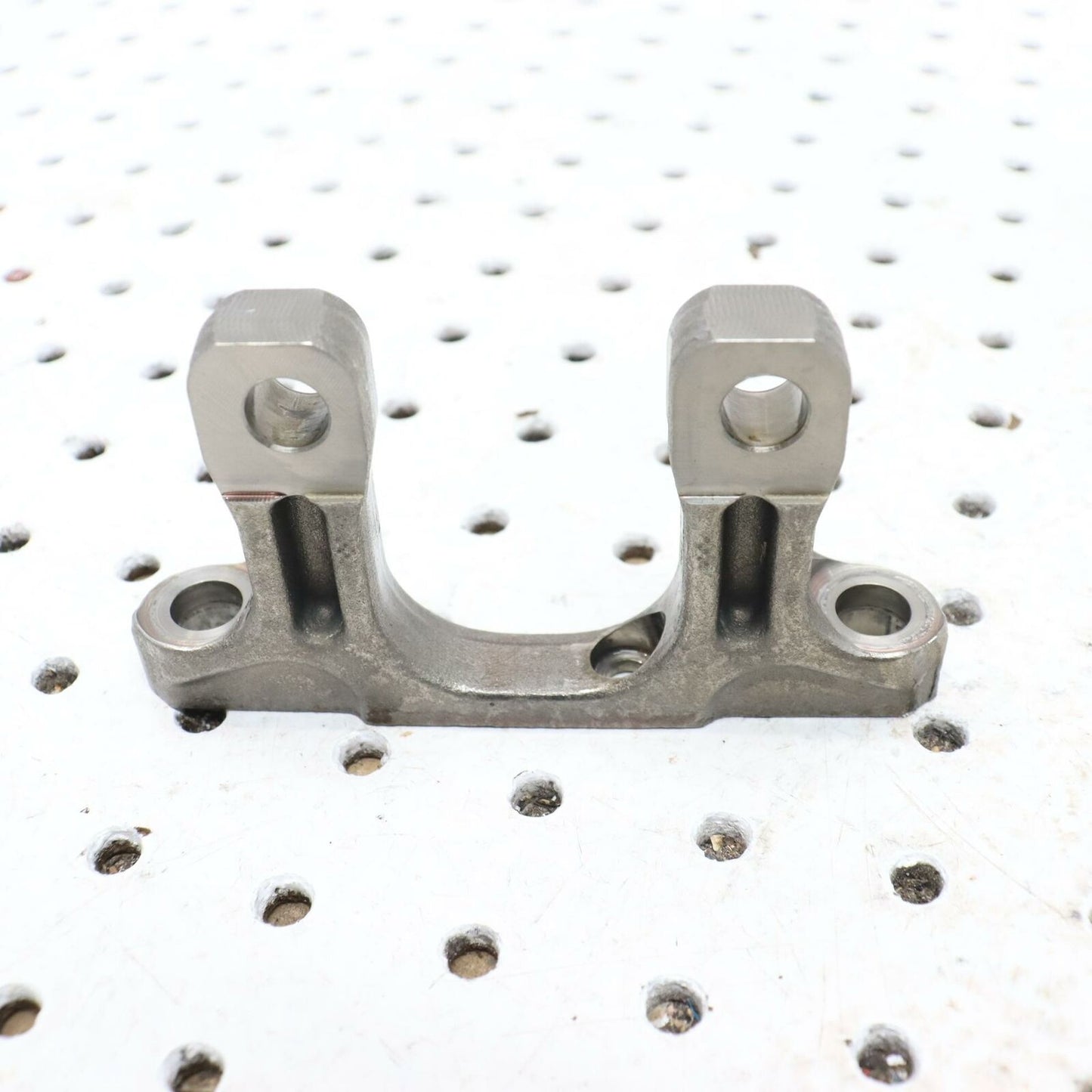 2006 POLARIS SWITCHBACK ROCKER ARM SUPPORT ROCKER ARM 0451855