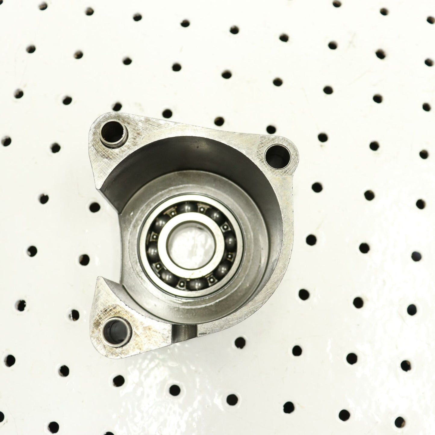 2003 HARLEY-DAVIDSON FATBOY CRANK BALANCER SHAFT SUPPORT 14717-00A