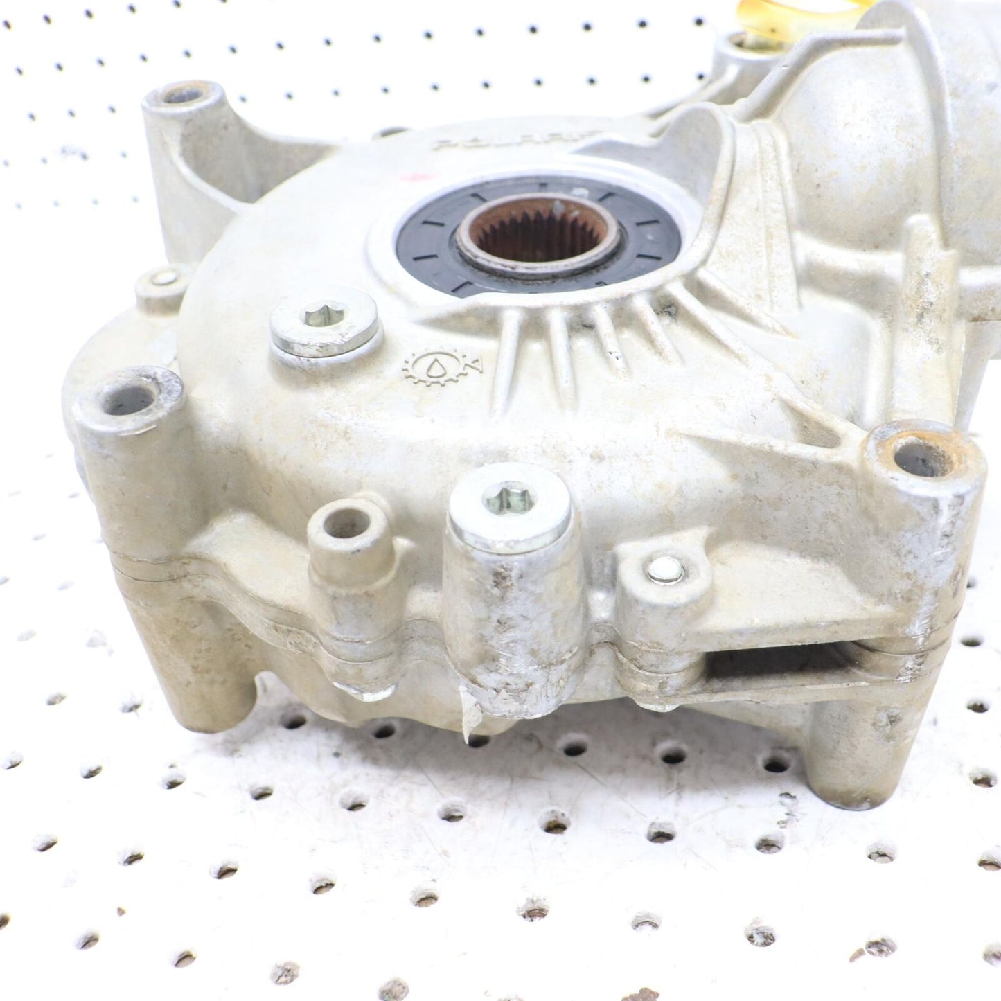 2009 POLARIS SPORTSMAN XP 850 REAR GEARCASE FINAL DRIVE 1332752