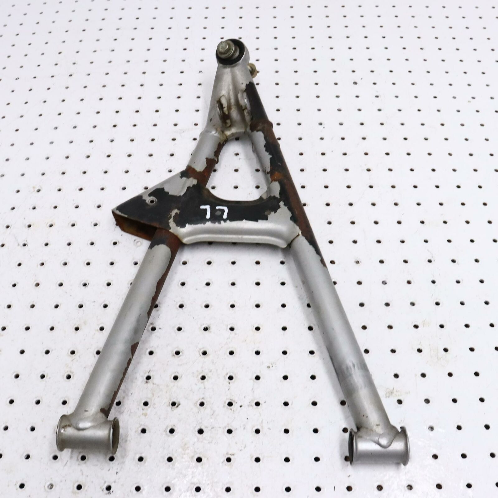 2006 POLARIS SWITCHBACK LEFT FRONT LOWER SUSPENSION CONTROL A ARM 2203021-385
