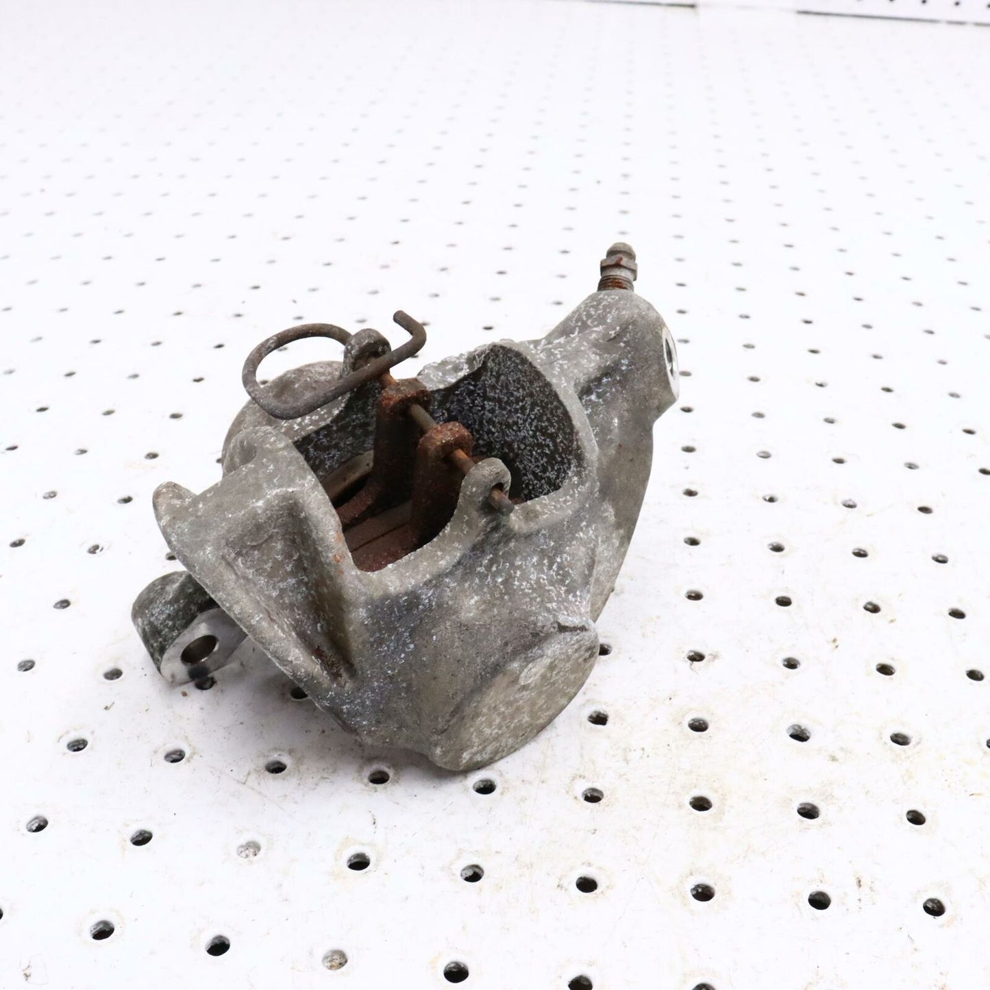 2006 POLARIS FUSION 700 BRAKE CALIPER 2202742