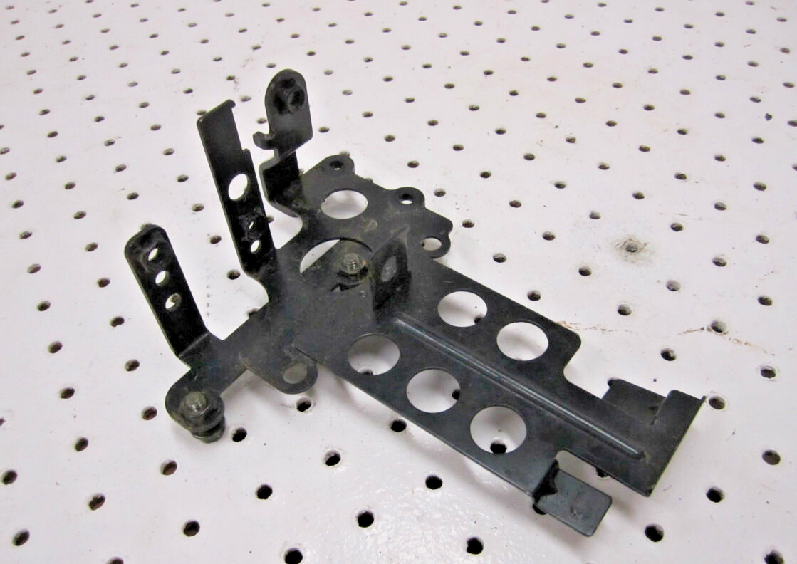 2014 KYMCO MXU 700i LE 4X4 REGULATOR RECTIFIER STAY MOUNT 50218 50218-LKM5-E000