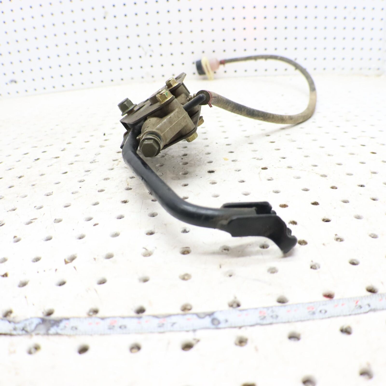 2009 POLARIS SPORTSMAN XP 850 FOOT BRAKE PEDAL & MASTER CYLINDER 1911347 1913903