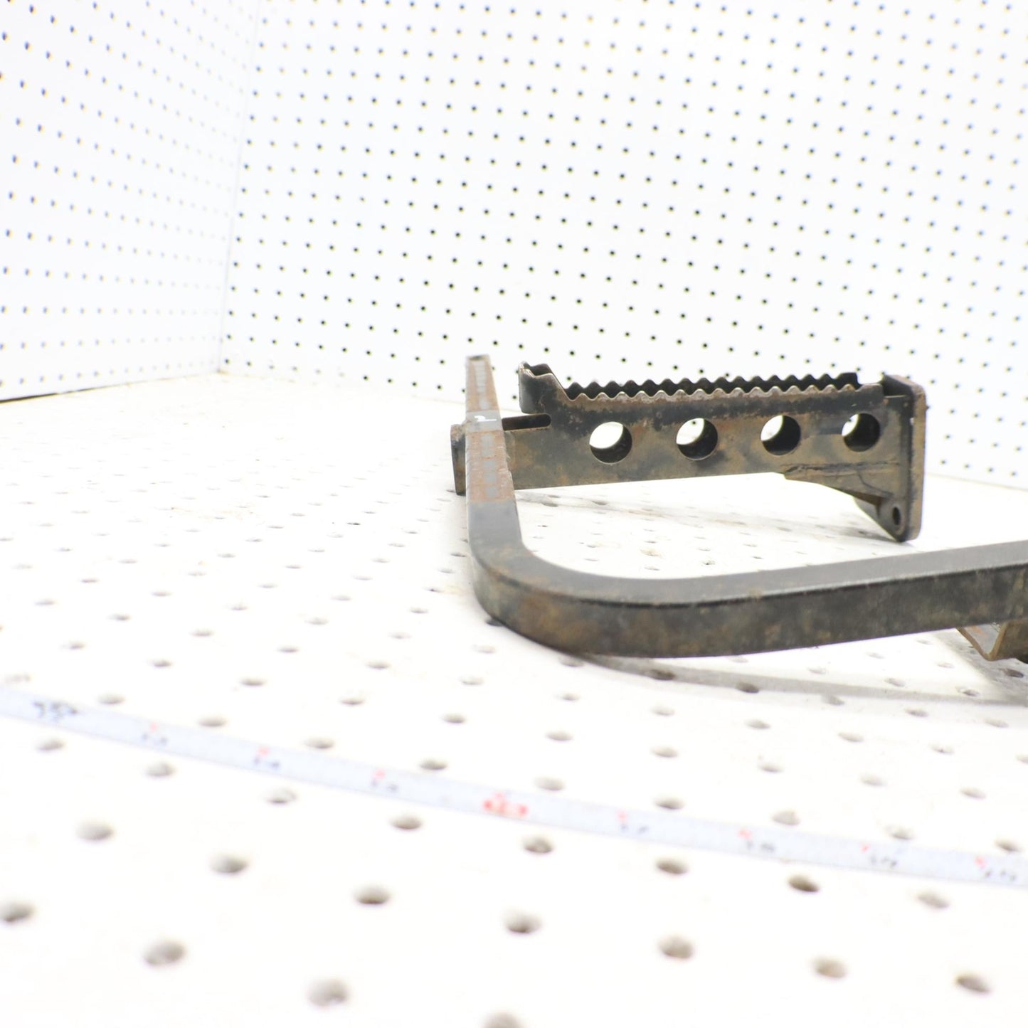 2016 SUZUKI KING QUAD 500 LEFT STEP STAND FOOTREST 43520-11HA0; 43520-11HB0