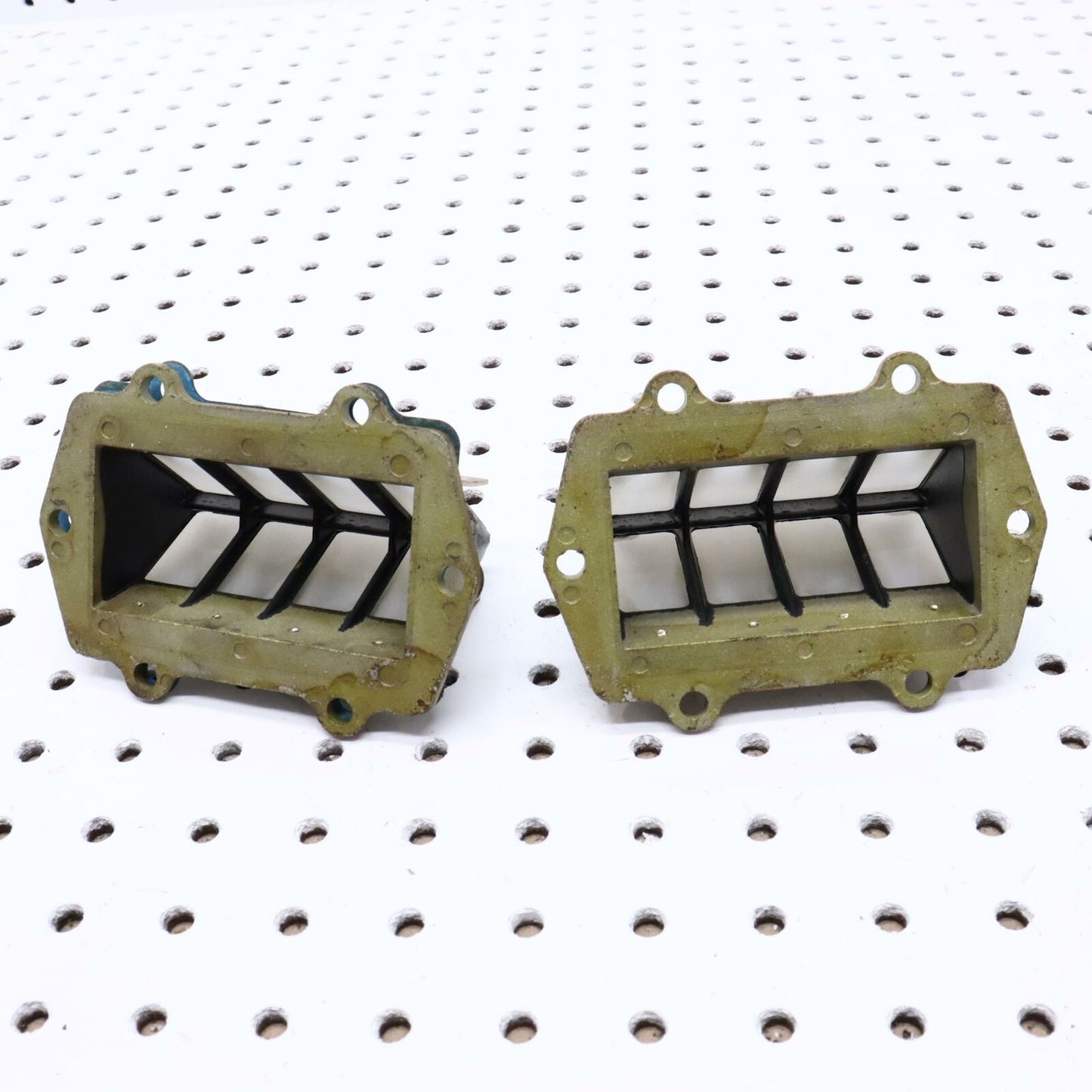 2006 ARCTIC CAT CROSSFIRE 700 INTAKE REED BLOCK ASSEMBLY 3006-510