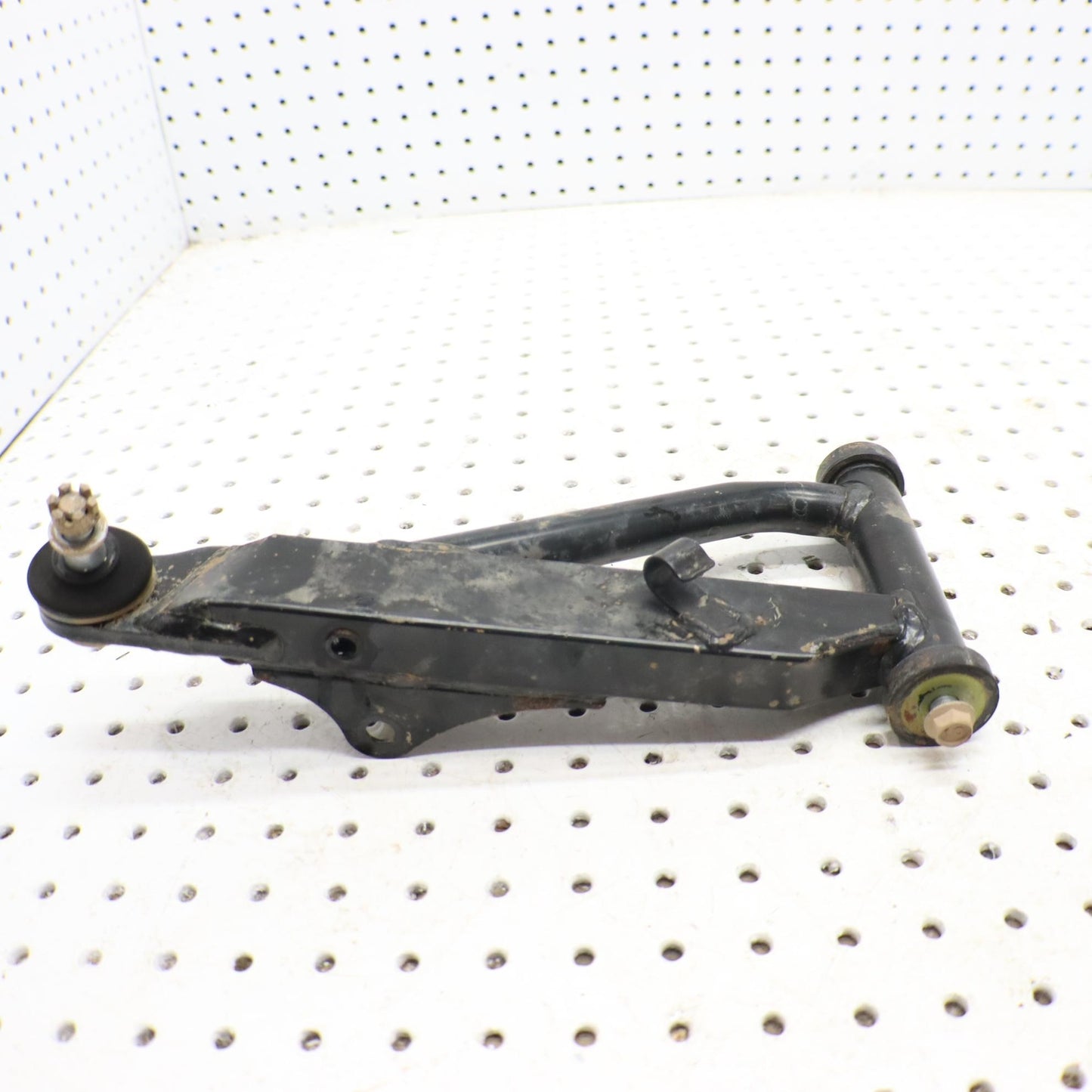 2016 SUZUKI KING QUAD 500 FRONT UPPER RIGHT CONTROL ARM 52430-31820