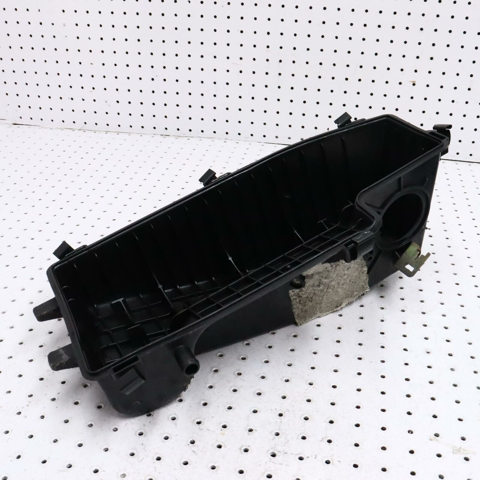 2006 POLARIS SWITCHBACK PLENUM-INTAKE,LOWER FST 5435592