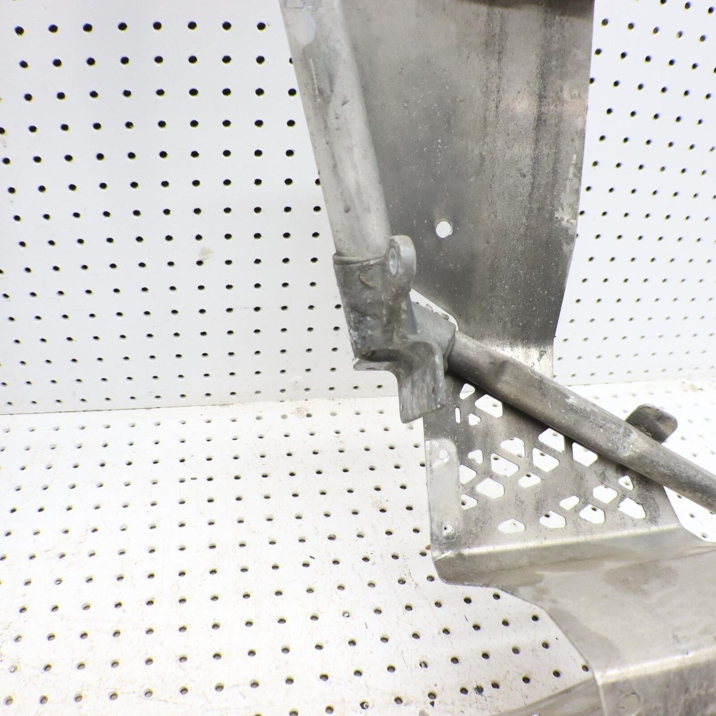 2015 POLARIS SWITCHBACK 800 TUBULAR FRAME OVER STRUCTURE REAR 1019146