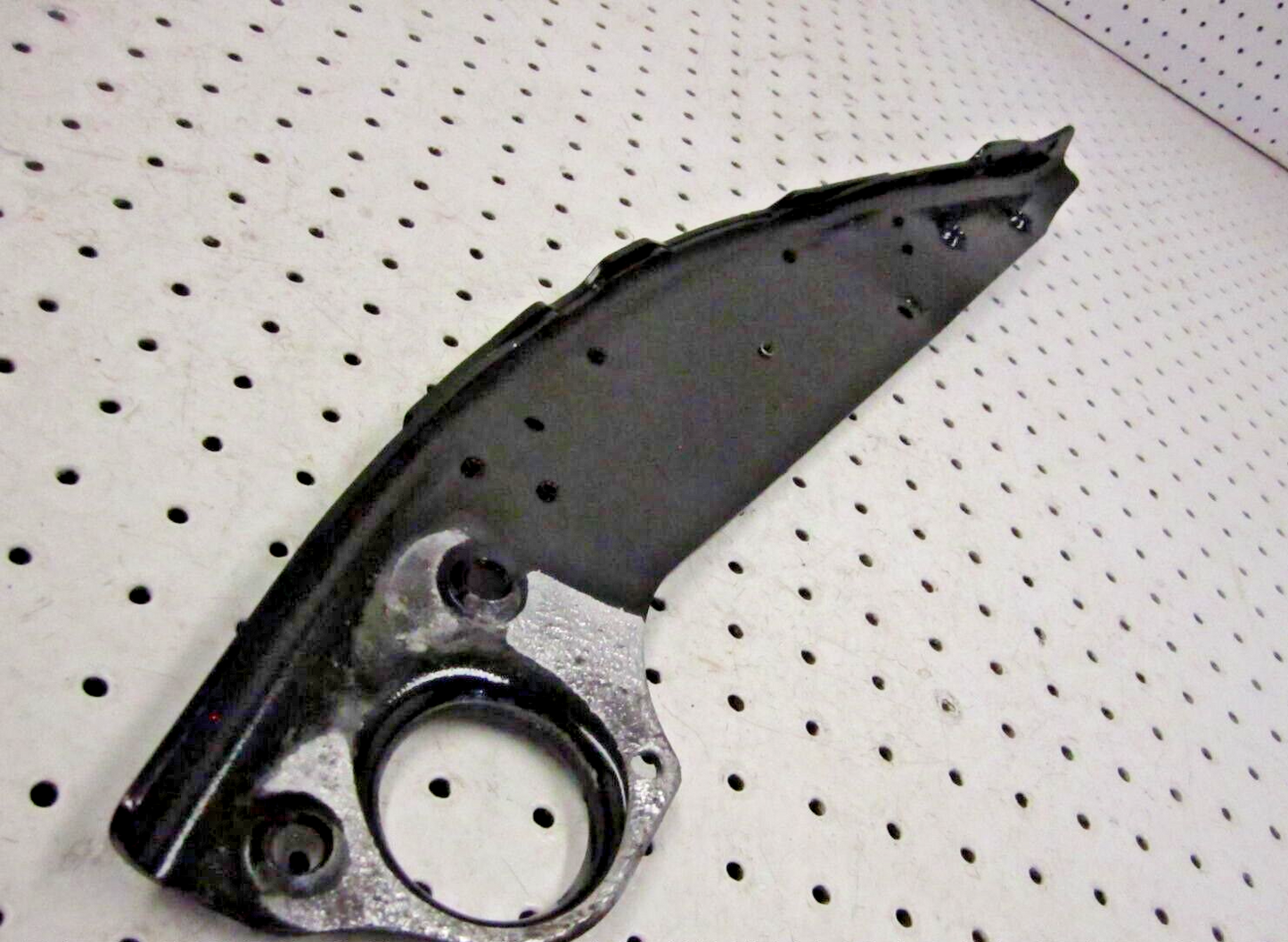 2004 ARCTIC CAT SABERCAT 600 LX LEFT SIDE BRACE 2706-561