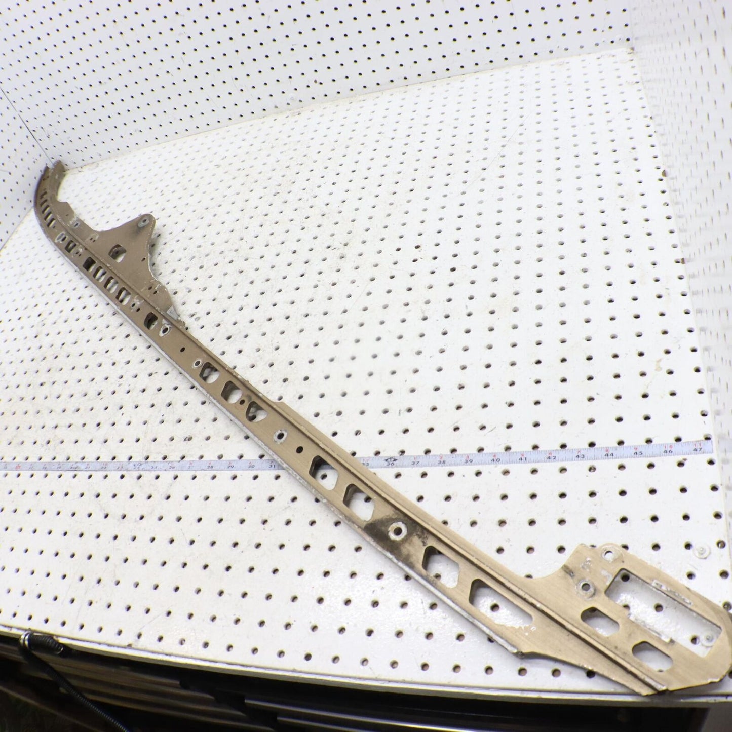 2010 SKI-DOO SUMMIT X 800R SKID FRAME SUSPENSION RAIL 503192206 154" DAMAGED