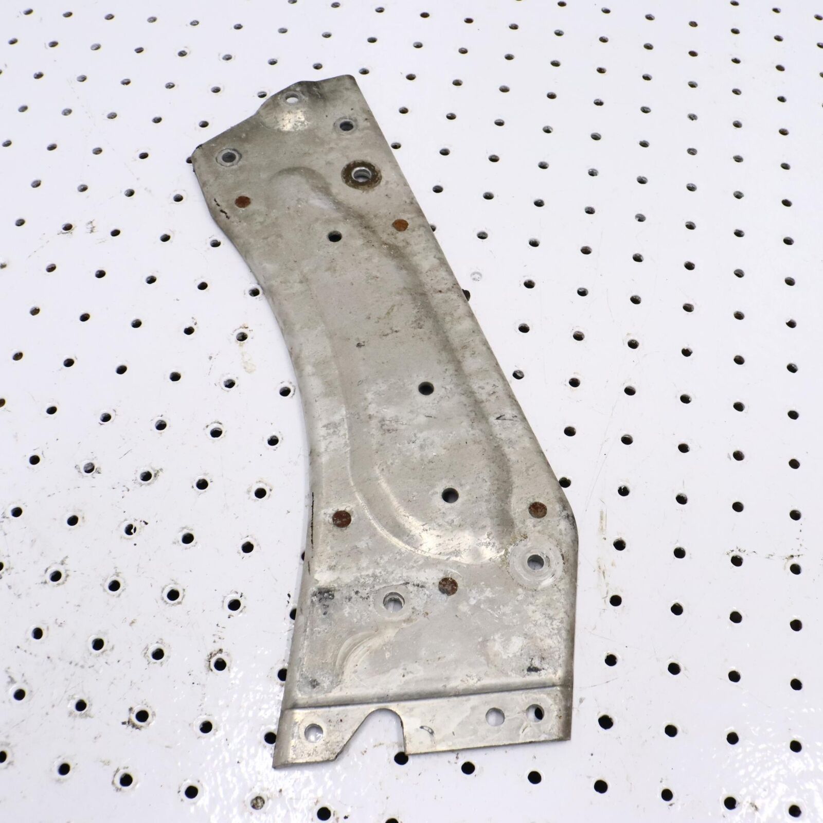 2006 POLARIS FUSION 700 ENGINE MOTOR MOUNT BRACKET 1015100