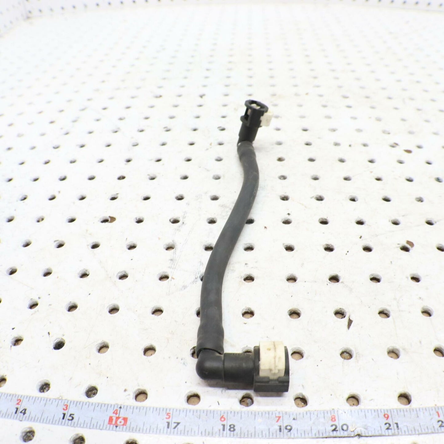 2006 POLARIS SWITCHBACK FUEL HOSE GAS LINE TUBE PIPE 2520567