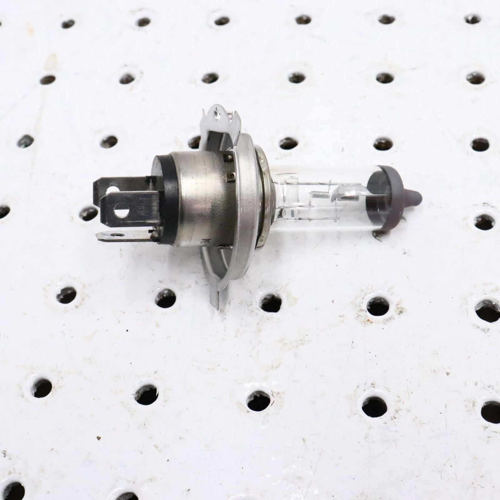 2015 ARCTIC CAT XF 6000 LIGHT BULB 0109-724; 0609-956