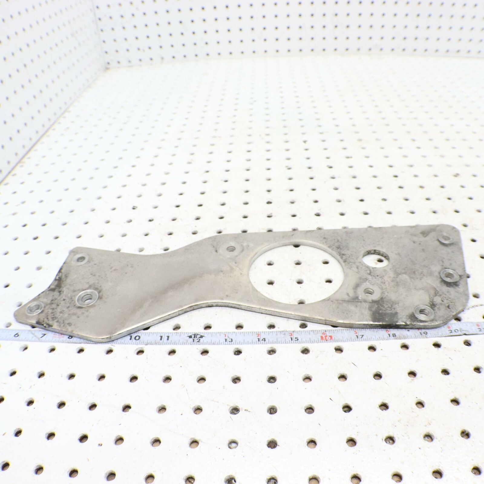 2006 POLARIS SWITCHBACK ENGINE MOTOR MOUNT PLATE  ENGINE STRAP, LH 5248666