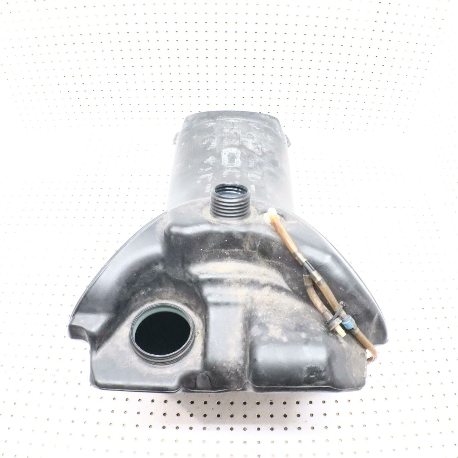 2007 POLARIS SWITCHBACK 600 GAS TANK FUEL RESERVOIR 2203288; 2520601