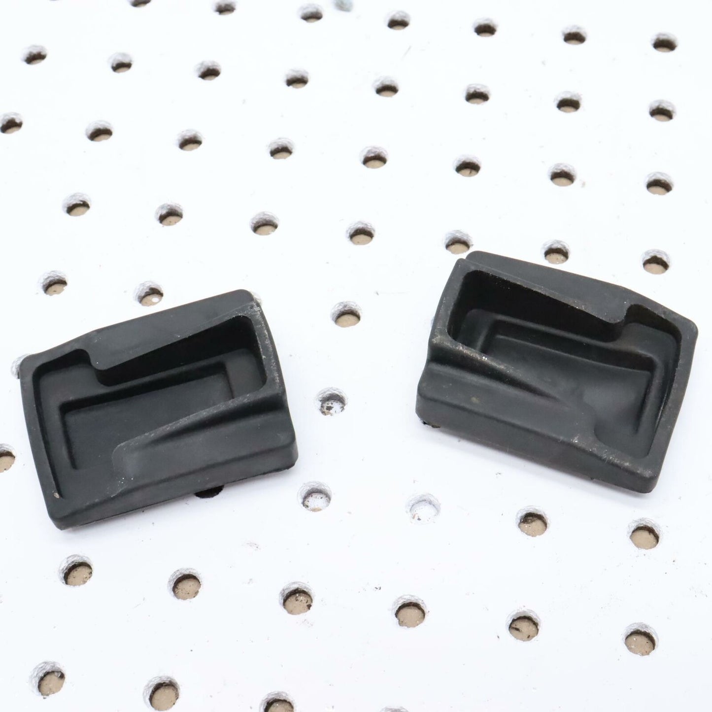 2007 POLARIS IQ 600 RADIATOR RUBBER MOUNT 5412513