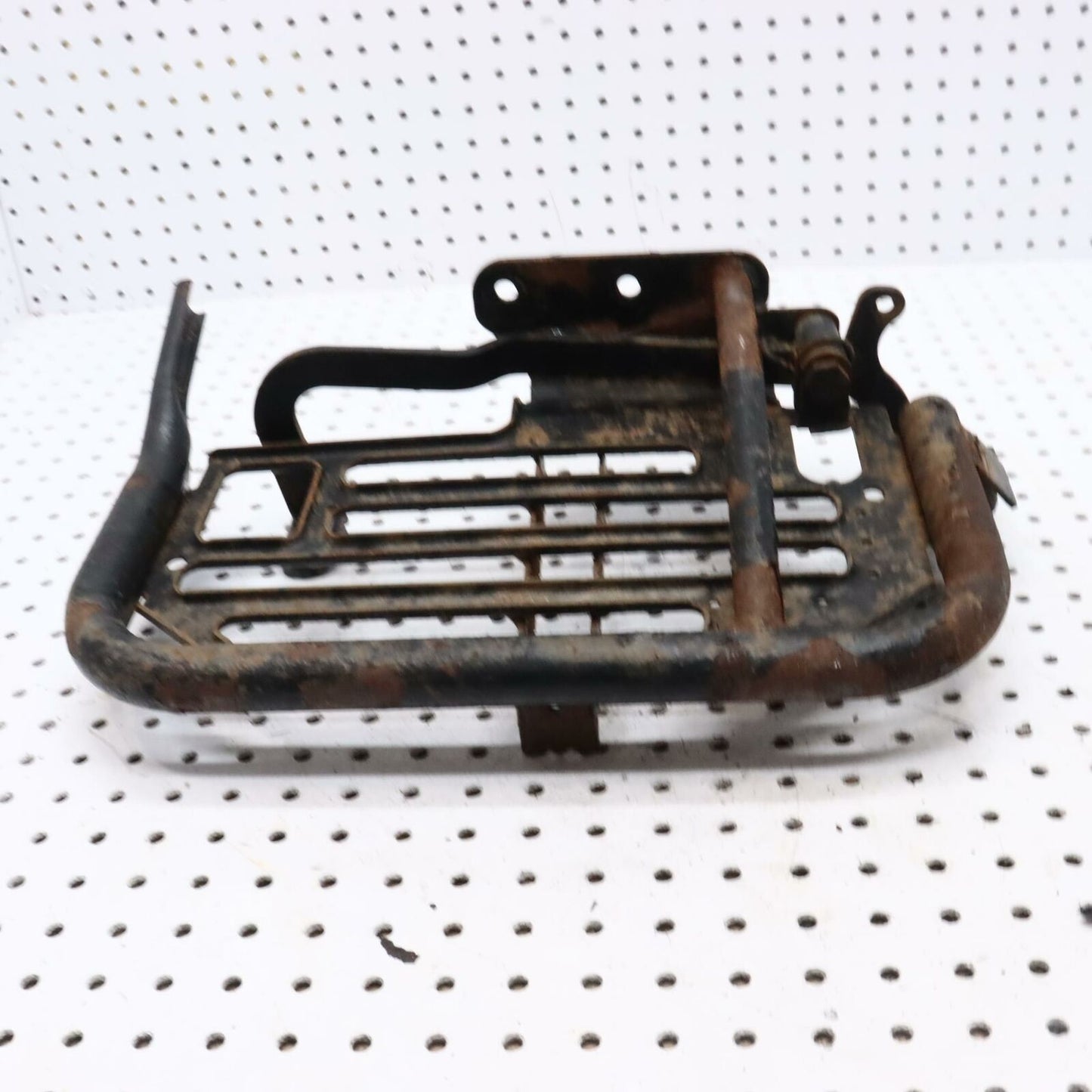 2004 ARCTIC CAT 650 RIGHT FOOT WELL STEP STAND REST FOOTREST, RH BLACK 0506-534