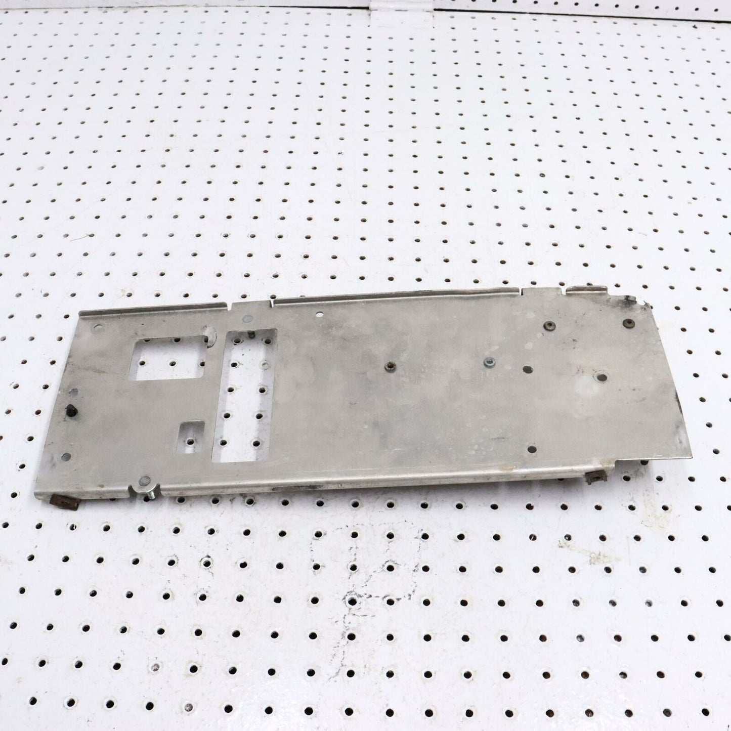 2007 POLARIS IQ 600 ASM-PLATE,ELEC CENTER W/STUDS 1015761