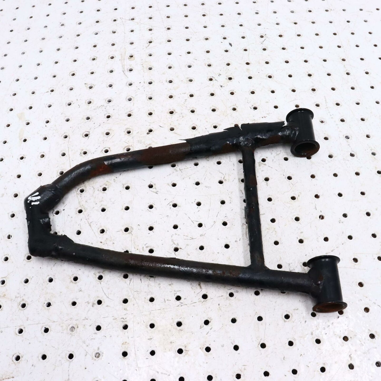 2007 POLARIS SWITCHBACK 600 FRONT UPPER LEFT CONTROL A ARM 2203019-067