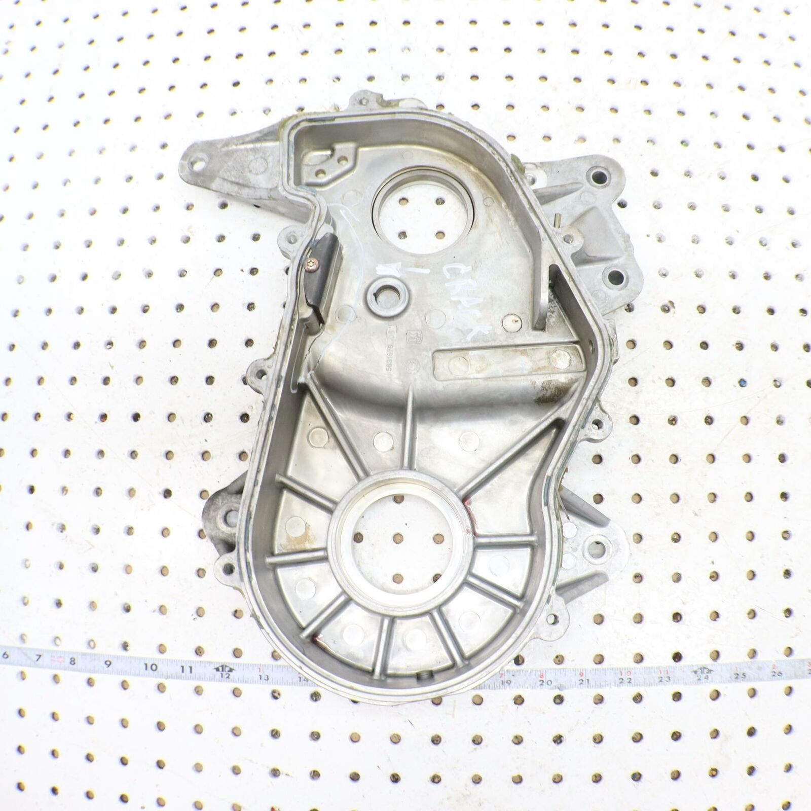 2006 POLARIS SWITCHBACK TRACK CHAIN HOUSING CASE 1332318 CRACKED