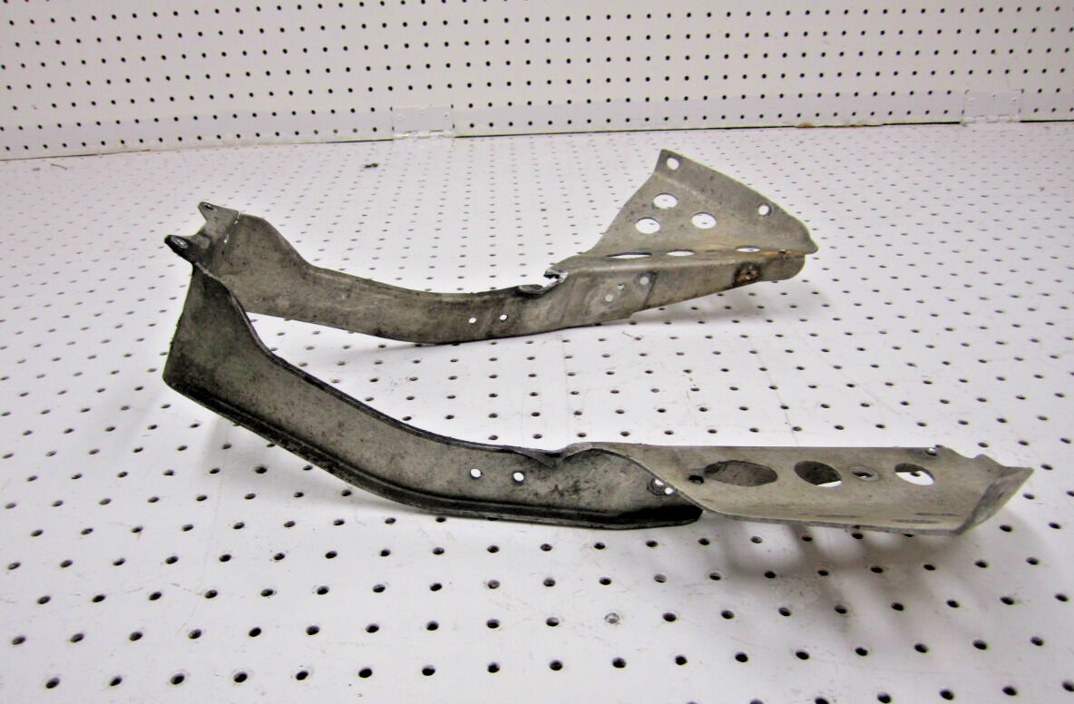 2002 POLARIS 800 RMK 144 BELLYPAN SUPPORT 5244050